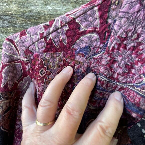 Vintage Coldwater creek made in USA textured button front top. - Picture 4 of 10